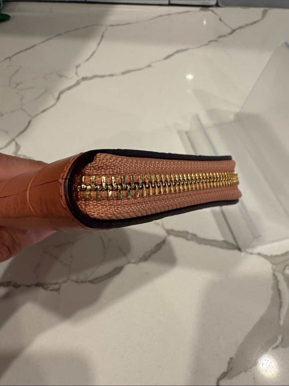 Coach salmon croc embossed zip around wallet - Picture 3 of 7